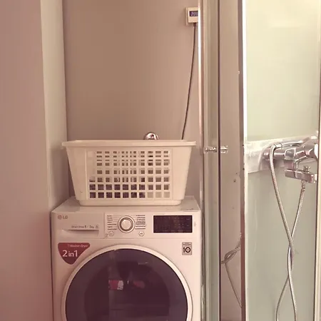 Pit Stop Gas Station Apartament *