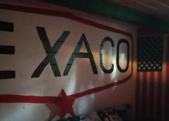 Pit Stop Gas Station