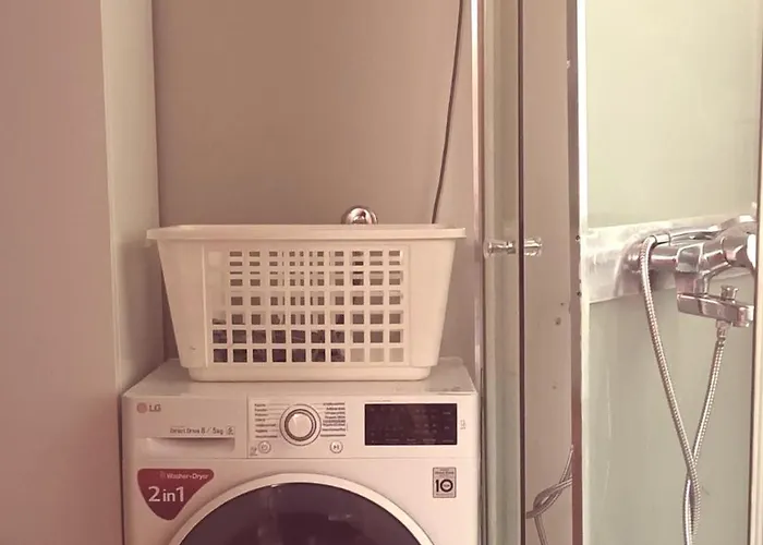 Pit Stop Gas Station Appartement *